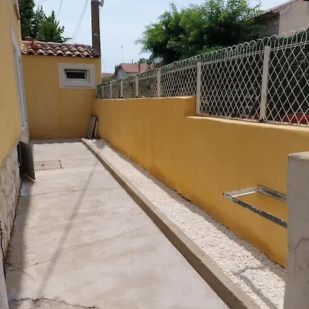 Daire F3 2sdb Proche Centre Et Route Des Plages Montpellier